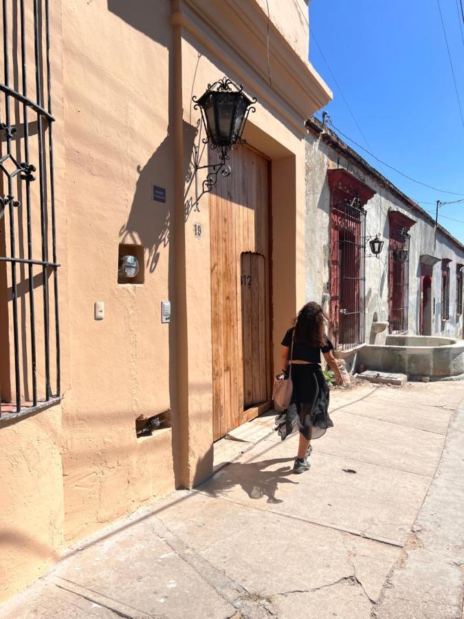 Jr-Kiyo Estudios Oaxaca Luaran gambar